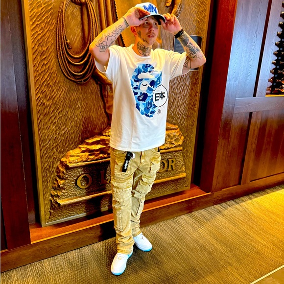 Life sucks buy nice shit - Picture 1 of 6